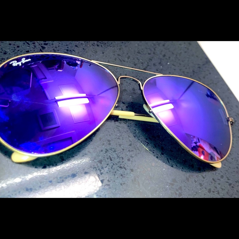 Brand New: Ray-Ban RB3025 Aviator Flash Lenses - large